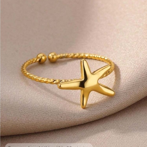 Gold star adjustable ring - Picture 2 of 3